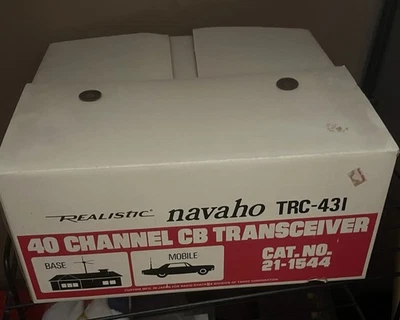 Realistic Navajo 40 channel CB transceiver Model 21-1544 - Image 1 of 4