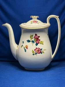 WEDGWOOD CHINESE FLOWERS COFFEE POT COFFEEPOT BONE CHINA EXCELLENT COND.-ENGLAND - Picture 1 of 11