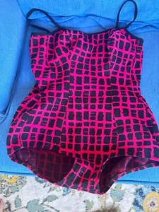 VTG 70s Women's Black/Pink Design One-Piece Swim Bathing Suit 39" Holland TWEKA - Picture 1 of 4