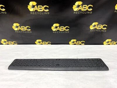 1998 Land Rover Discovery Rear Bumper Mounted Step Plate Cover Cap - Image 1 of 4