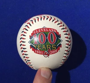 2 Cleveland Indians TWIN Chief Wahoo Maskottchen 100th Ann 2001 MLB Baseballs - Bild 1 von 11