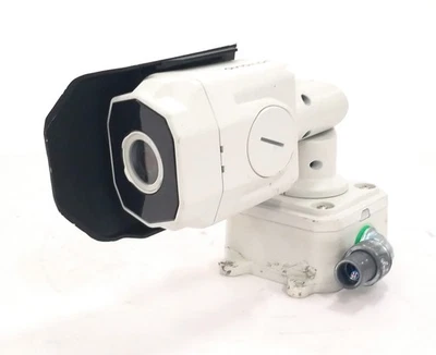 Cámara Avigilon 5.0-H3-B01-IR 5.0 megapíxeles HD Bullet blanca con montaje H3-BO-JB Foto 1 de 4