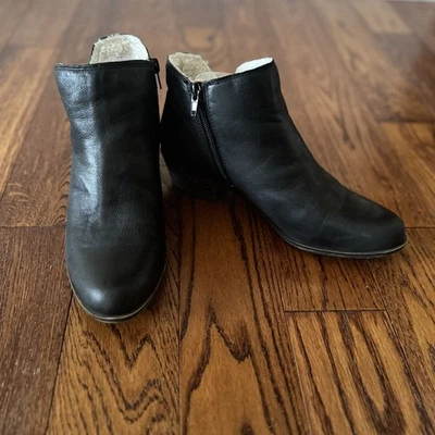 Botín de cuero Lucky Brand Banterr 2 para mujer 8 forro de piel sintética cremallera indie boho Foto 1 de 4