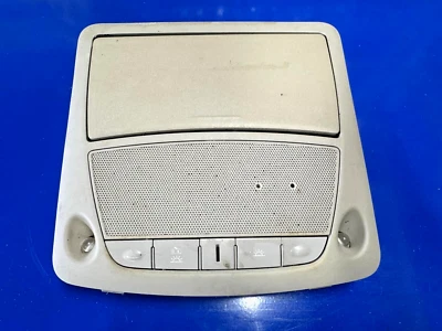 Nissan Sentra 2015-2017 1,8 L - luz domo OEM Foto 1 de 3