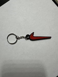Nike Swoosh Logo Key chain, Shoe tag, Clothing Accessories - Picture 1 of 12