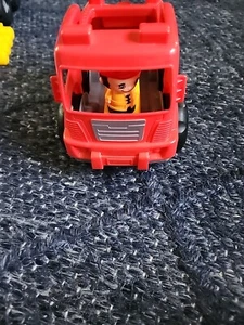 Fire Engine Building Block Set - Picture 1 of 4