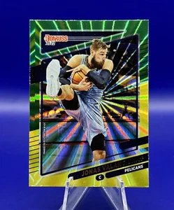 2021-22 Panini Donruss Jonas Valanciunas Green/Yellow Holo Laser #46 Pelicans - Bild 1 von 2