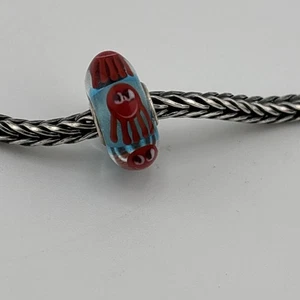 Trollbeads seltener roter Oktopus Unikat Bead auf blauem Kern #688 - Bild 1 von 5