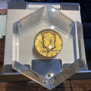 1964 Silver Kennedy Half Dollar Lucite Paperweight - Picture 1 of 3