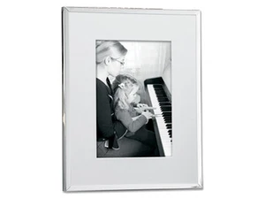 Lawrence 4x6 Shiny Silver Plated Matted Picture Frame (Same Shipping Any Qty) - Picture 1 of 2