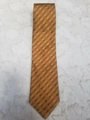 Corbata Metropolitan by Lord & Taylor 100% Seda Importada Dorada Hecha en EE. UU. 60" NUEVA CON ETIQUETAS. Foto 1 de 4