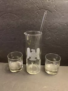 Federal Eagle Engraved Frosted Martini Bar Pitcher & 2 Glasses & Swizzle Stick - Picture 1 of 12