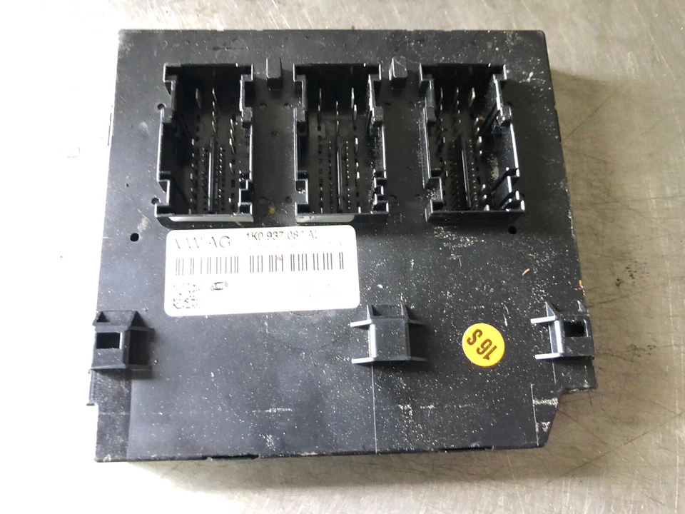 GENUINE 11-15 SKODA SUPERB MK2 AUDI SEAT VW CCM COMFOR CONTROL MODULE - Image 1 of 1