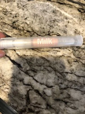 Iluminador líquido estroboscópico maquiagem LEITE (aura | 0,13 oz/3,8 mL) NOVO - Imagem 1 de 4