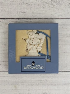 Wedgwood White Jasper w/ Gold Trim Teddy Bear & Gifts in Stocking - Picture 1 of 11