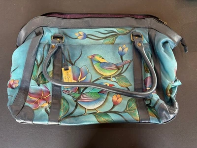 Bolsa tiracolo Anuschka de couro pintada à mão com design floral de pássaro como está - Imagem 1 de 4