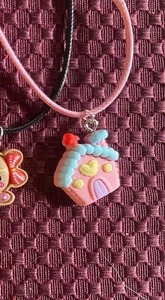 Girls Novelty Necklace Christmas Gingerbread House New Handmade - Picture 1 of 2