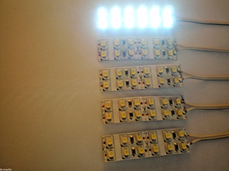 A35 ( € 47,96/m) 5 St.LED Hausbeleuchtung Weiß 5 cm je 2 Reihen  mit Kabel 12 V - Bild 1 von 1