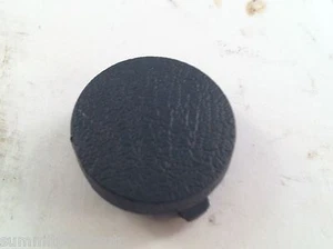 98-03 MERCEDES-BENZ ML320 ~ TRUNK HATCH LOWER TRIM STRIP SCREW COVER CAP - Picture 1 of 3