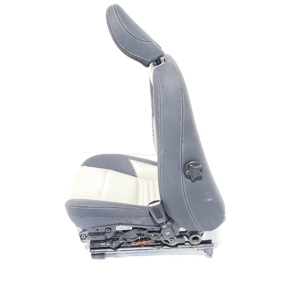 Volvo C30 R 2007 2013 diseño OEM asiento delantero derecho tiene algo de desgaste Foto 1 de 4