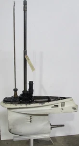 OEM 115hp Johnson Evinrude Outboard Lower Unit 0435499 - Serviced 25" - Picture 1 of 4