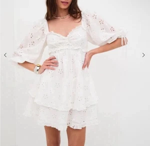 NWT For Love And Lemons Fletcher White Eyelet Mini Dress XS - Picture 1 of 6