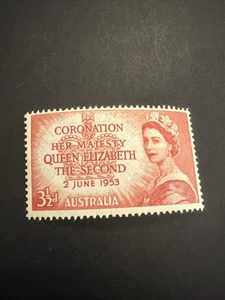 1953 Pre-Decimal Coronation Queen Elizabeth II 3 1/2d Red Stamp MLH No WMK - Picture 1 of 2