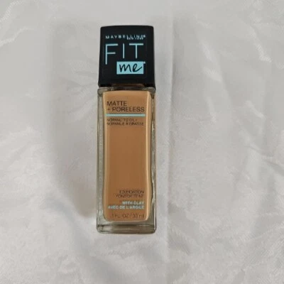 Maybelline Fit Me Matte + Poreless Liquid Foundation 30ml, Golden Dore - Image 1 of 3