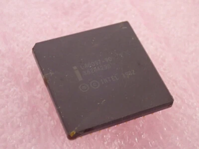 INTEL LA8097-90 X6284298 MICROCONTROLLER 68 PIN GOLD - Image 1 of 4