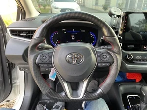 For Toyota Corolla Hatchback 2019-23 Carb23 fiber look leather steering wheel - Foto 1 di 5