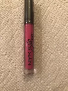 NYX Slip Tease Full Color Lip Oil STLO05 (STL005) Baecation (Baycation) (Sealed) - Picture 1 of 2