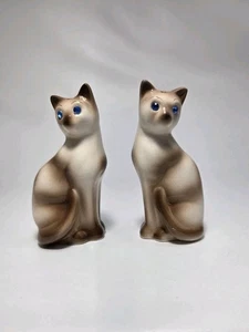 Vintage Siamese Cat Salt And Pepper Shakers Brown With Blue Jewel Eyes - Picture 1 of 7