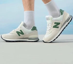 New New Balance 574 Sneaker Robuste Comode per Daily & Streetwear Donna 9D - Foto 1 di 20