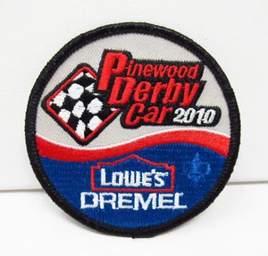 Parche de coche Pinewood Derby 2010 Lowe's Dremel Boy Scouts bandera a cuadros - Imagen 1 de 6