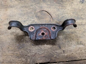 KAWASAKI Z650 F2/Z750 L1/L2 CABLE GUIDE HOLDER - Picture 1 of 1