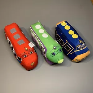 Lotto di 3 cuscini peluche CHUGGINGTON - 15" Brewster Wilson Koko treno motore decorazione - Foto 1 di 9