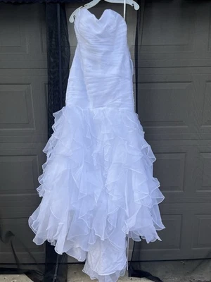 Davids Bridal Gown Organza Mermaid Wedding Dress White Sz 18W Lace Up Strapless - Image 1 of 4
