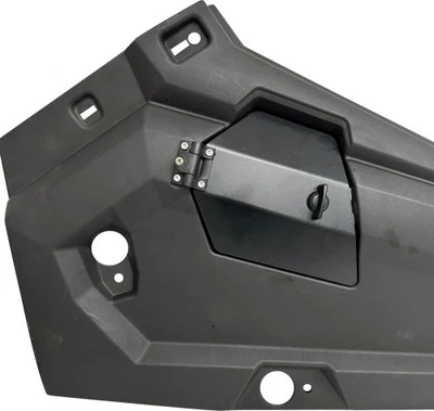 Puerta de combustible Rivco Products RZR087 0703-0915 Foto 1 de 3