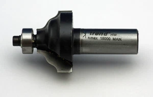 Trend Wavy Edge TCT Router Cutter Bit, Bearing Guided 4 mm Curves, 1/2" shank - Picture 1 of 2