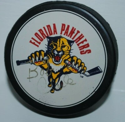 Disco de hockey Bobby Clarke Firmado Florida Panthers 1994 "Meet the Panthers" Foto 1 de 2
