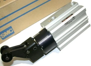 Up to 4 NIB SMC 1 1/4" Stroke Air Stopper Roller Cylinders RSDQA40-30DD - Picture 1 of 2