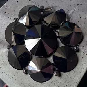 Weiße schwarze Strass Brosche Glas Rivoli japanisches Metall Vintage signiert Anstecknadel - Bild 1 von 9