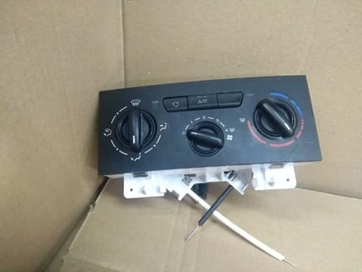 ПАНЕЛЬ УПРАВЛЕНИЯ ОБОГРЕВАТЕЛЕМ CITROEN BERLINGO 2015-2018 A/C 9676532480 - Изображение 1 из 3