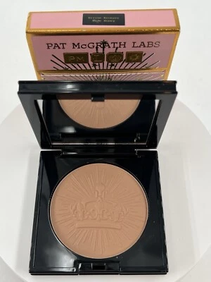 New PAT McGRATH LABS Divine Bronzer in NUDE HONEY Neutral Bronze demi-matte 9.5g - Image 1 of 4
