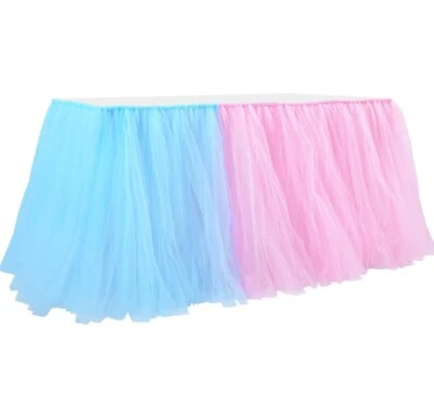 Falda de mesa de tul tutú para baby shower de 9 pies rosa y azul revelación de género Foto 1 de 3