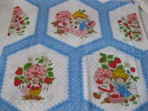 Strawberry Shortcake Huckleberry Pie Vtg 1980s Spring Mills Cotton Fabric 45x53" - Picture 1 of 6