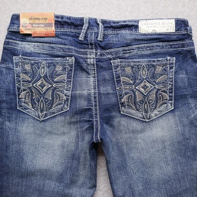 Amethyst Jeans Womens 11 Blue Low Rise Skinny Crop Denim Embroidered Pockets New - Image 1 of 4