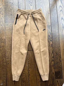 Nike Tech Fleece Joggers Size Small Womens Mid Rise Sportswear Flax Brown $120 - Picture 1 of 6