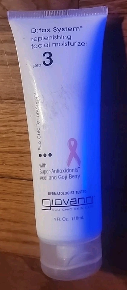 Crema hidratante facial reponedora Giovanni (4 OZ) sin caja  Foto 1 de 2