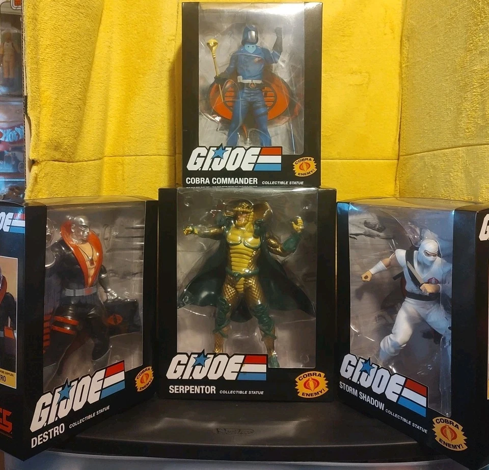 Lote de estatuas GI Joe PCS Cobra Commander Storm Shadow Serpentor Destro ver descripción Foto 1 de 4
